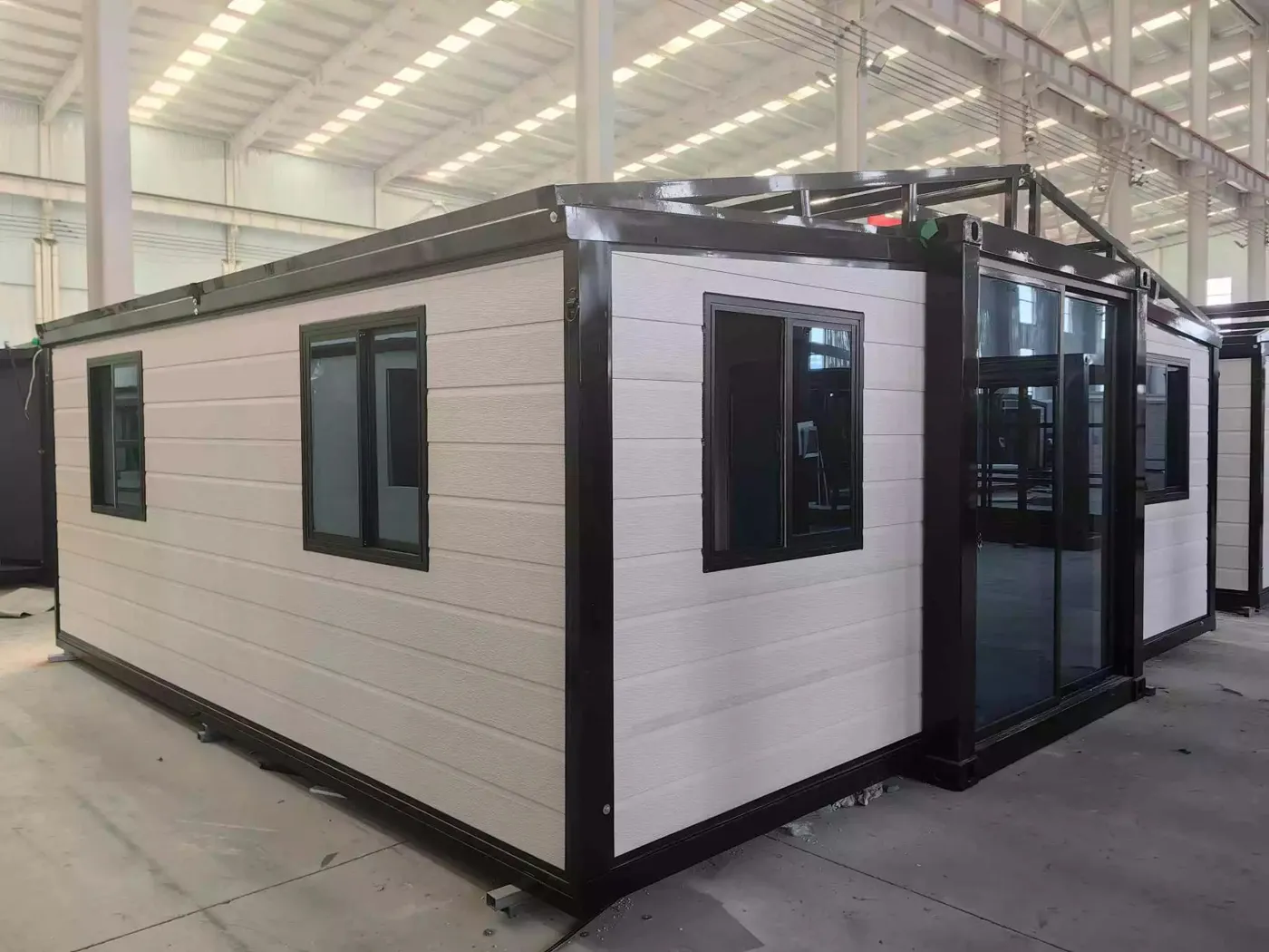 20FT new Expandable House 1 bed with rod winch BFWW