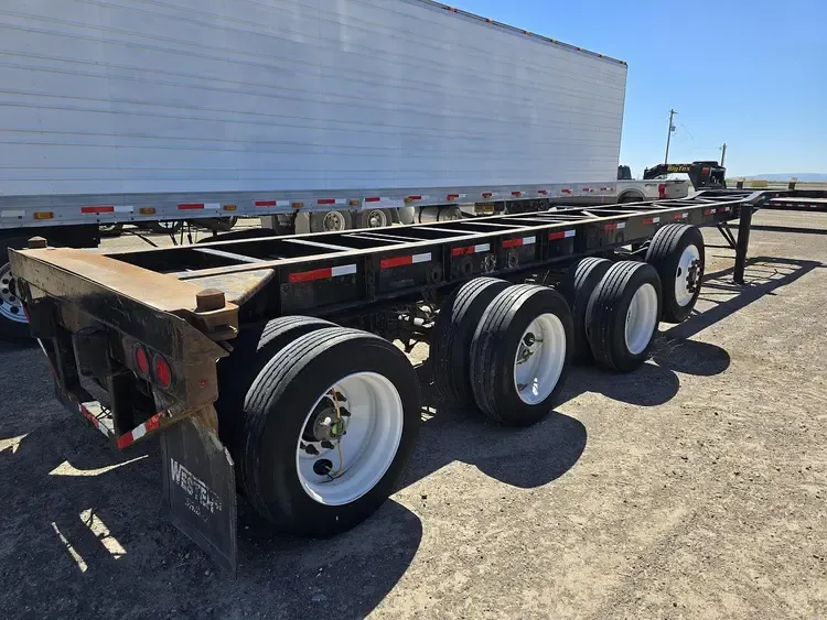 Container chassis