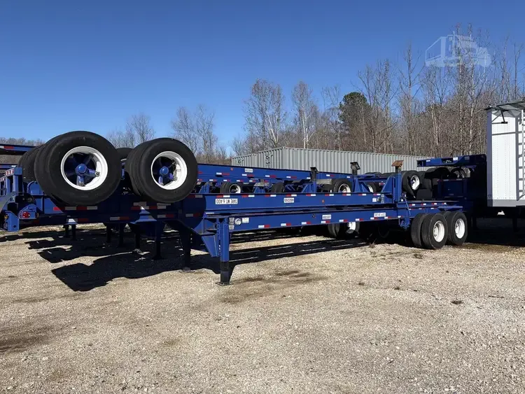 2000 Monon 40 ft Tandem Axle