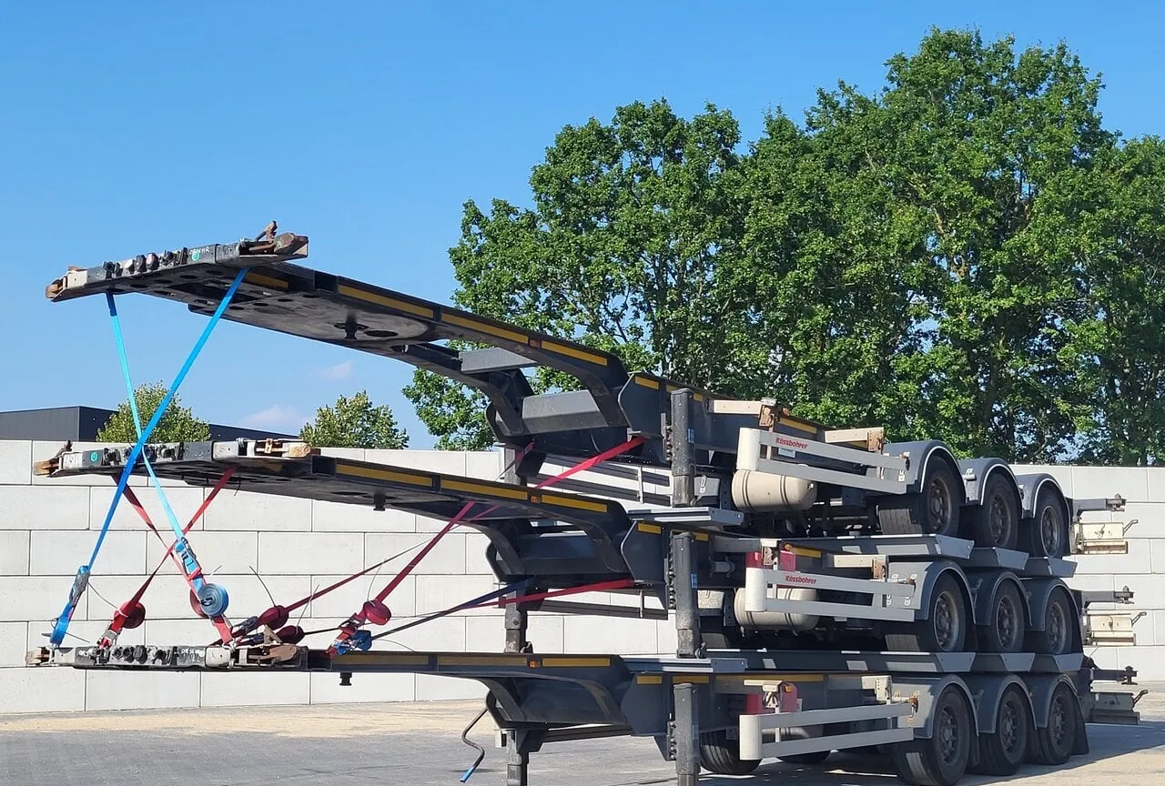 2018 Kässbohrer CS Container Chassis
