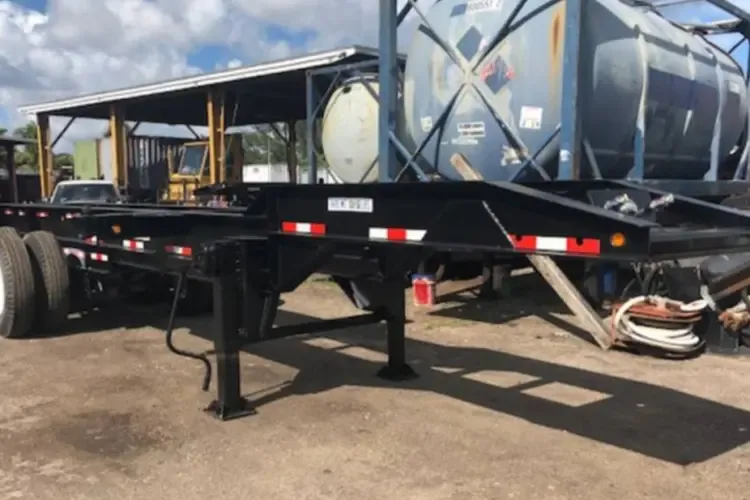 Strick Combo Container Chassis